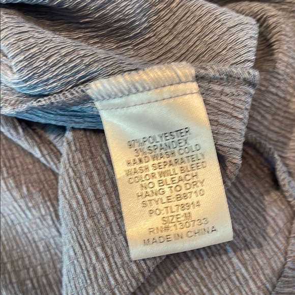NWT UMGEE Blue Gray Ruched 1/2 Sleeve Blouse - Picture 6 of 7